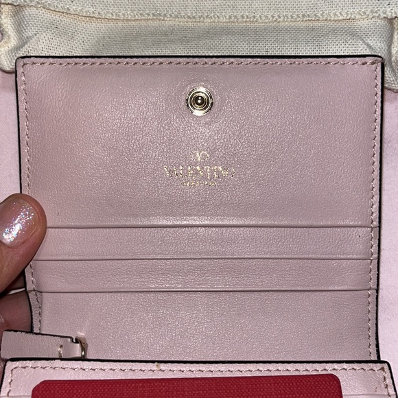 Valentino Garavani baby pink stud mini wallet - Picture 3 of 11
